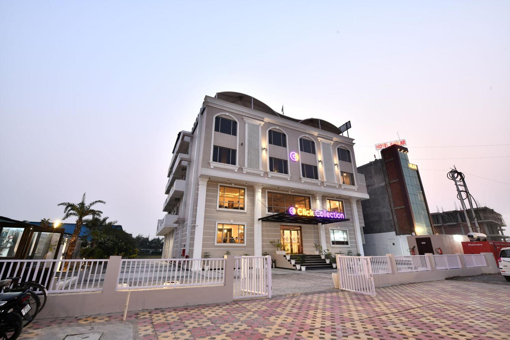 Click Collection Grand Gateway พาราณสี ภายนอก รูปภาพ
