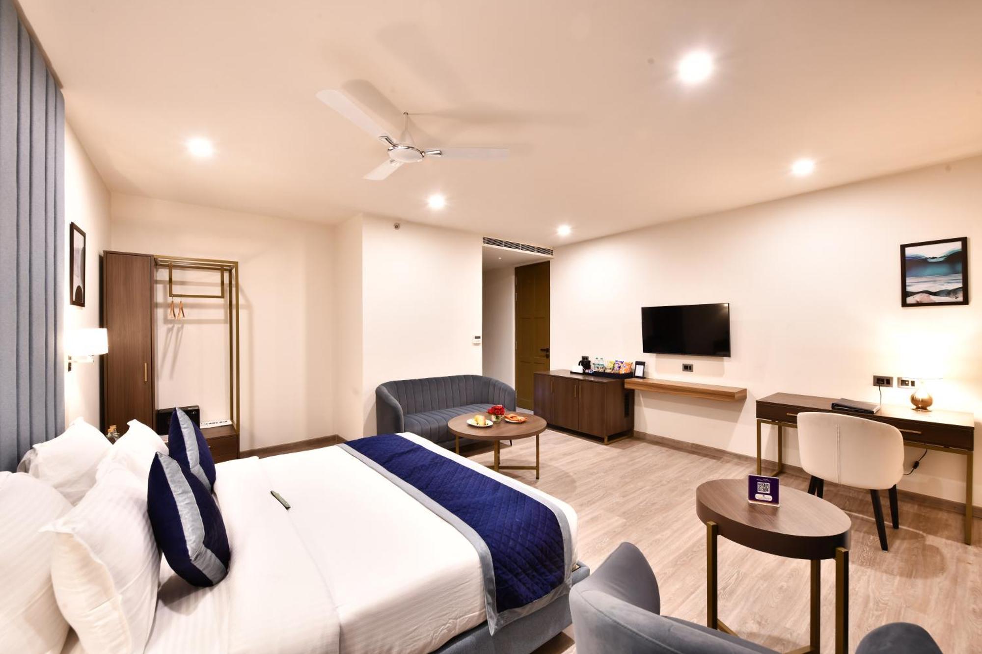 Click Collection Grand Gateway พาราณสี ภายนอก รูปภาพ