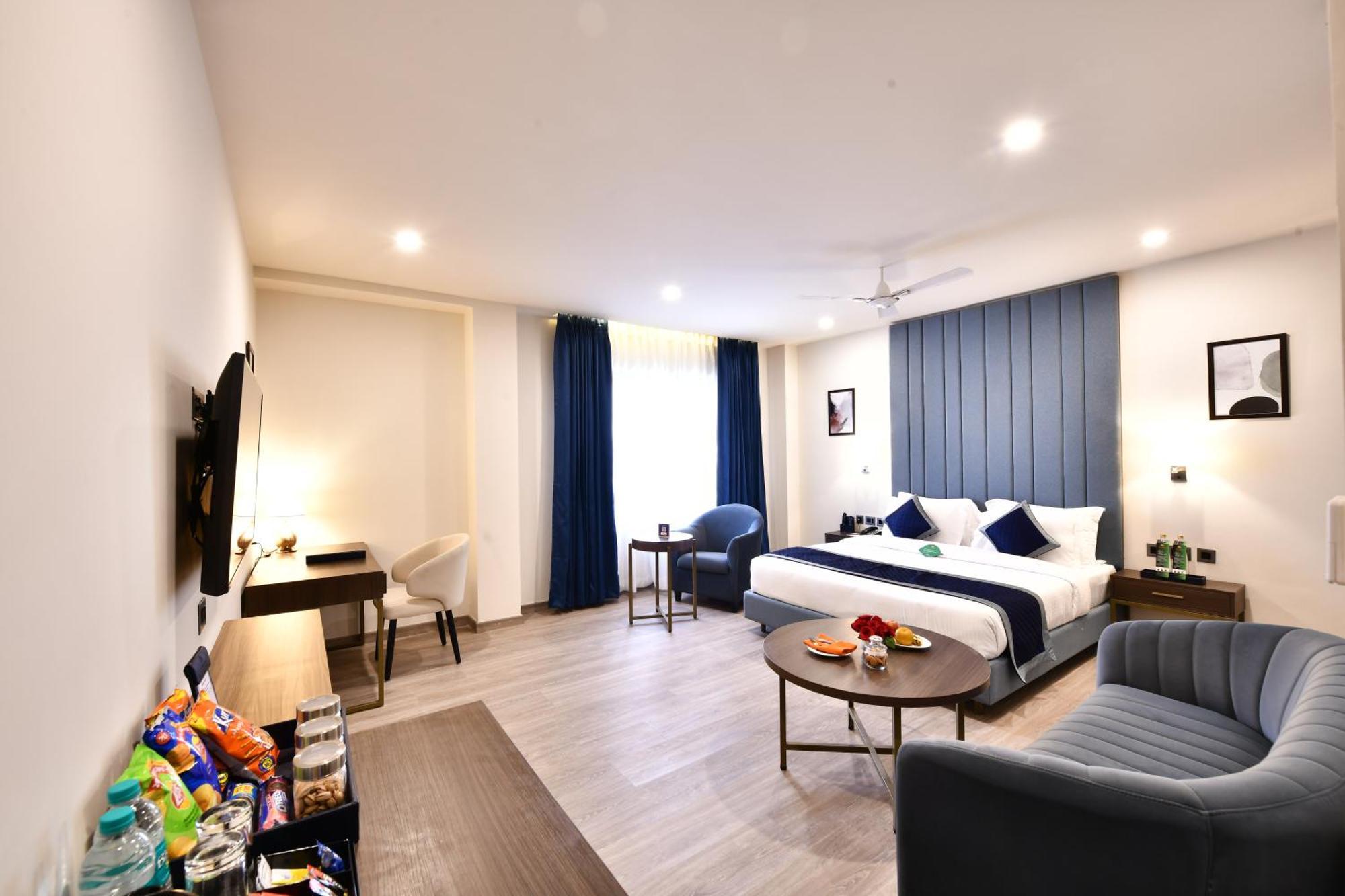Click Collection Grand Gateway พาราณสี ภายนอก รูปภาพ
